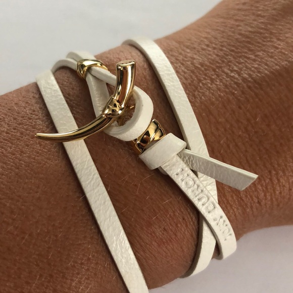 Tory Burch Jewelry - Tory Burch leather wrap bracelet Tory Burch Jewelry - Tory Burch leather wrap bracelet